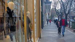 Οδηγός για τα ψώνια στα καταστήματα -«Κόφτης» στα μηνύματα