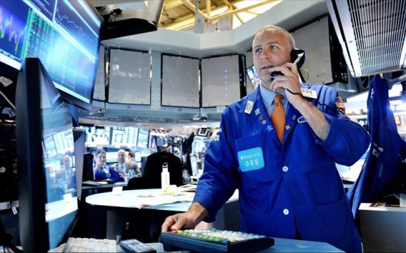 ForexReport.gr : Ρευστοποιήσεις στο δολάριο λόγω macro