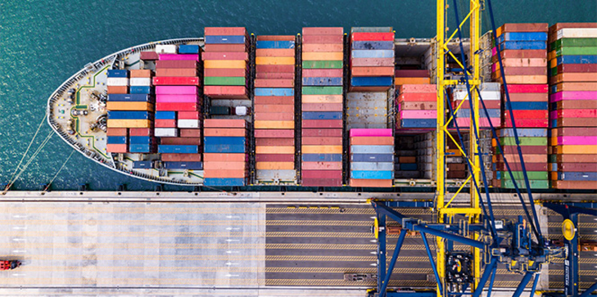 Πίεση στο Κογκρέσο για τον μηδενισμό της ναυτιλιακής ρύπανσης
