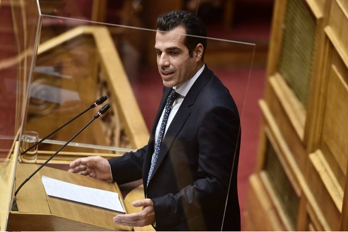 Πλεύρης: Η τρίτη δόση πάει πάρα πολύ καλά