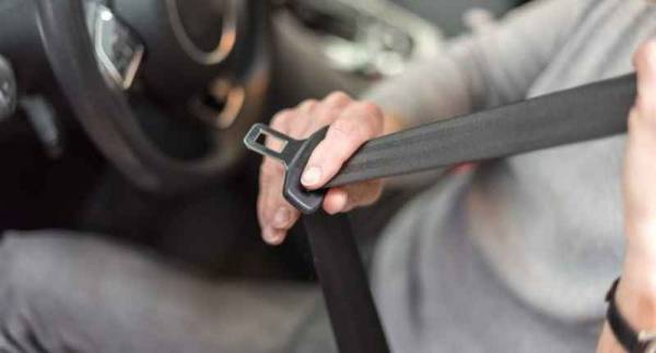 Αδιόρθωτοι Έλληνες οδηγοί: Το 20% δεν φορά ζώνη ασφαλείας