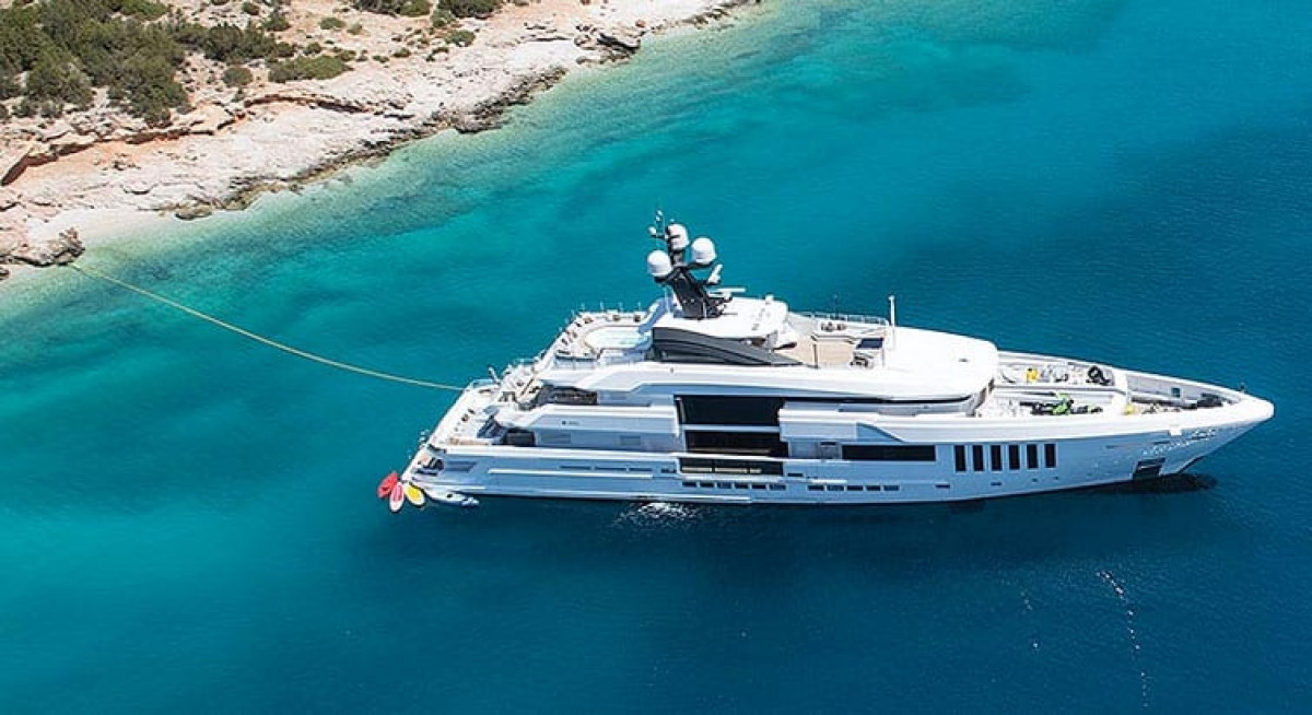 Ελληνική πρωτιά στα superyachts: Πόσα πλέουν σε εγχώρια νερά