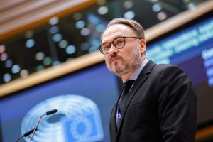 Επίτροπος Ενέργειας σε Μανιάτη: Τα ηλιακά θερμικά είναι τεράστια ευκαιρία που πρέπει να αξιοποιηθεί