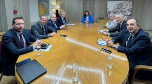 Τελικός γύρος διαβουλεύσεων της Κεραμέως για την ενίσχυση των συλλογικών διαπραγματεύσεων