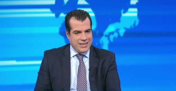 Ο Πλεύρης υπόσχεται αποσυμφόρηση της Κρήτης και... παράταση της αναστολής ασύλου