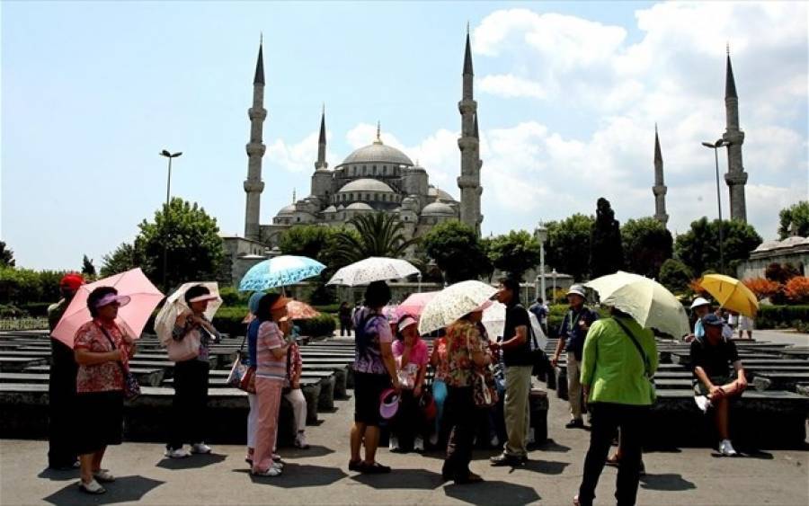 Τουρίστες... για εμφύτευση μαλλιών στην Τουρκία