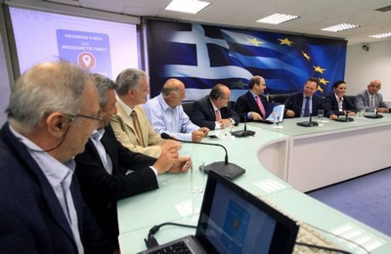 Έπεσαν οι υπογραφές για τη μείωση του ΦΠΑ στην εστίαση - Οι προϋποθέσεις συμμετοχής των επιχειρήσεων