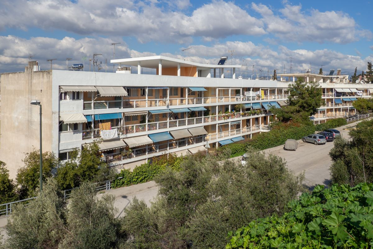 Κοινωνική Αντιπαροχή: Τα πρώτα 8 ακίνητα της ΔΥΠΑ ενεργοποιούνται για κοινωνικές κατοικίες