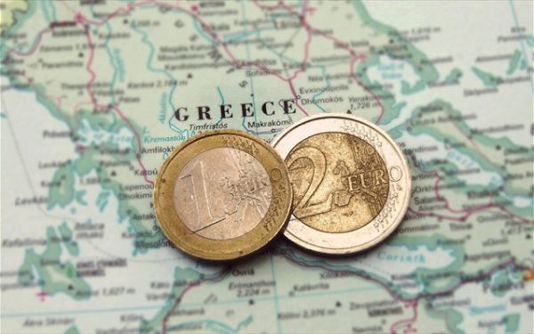 Reuters: Η Ελλάδα εξετάζει έκδοση ομολόγου τον Ιούλιο