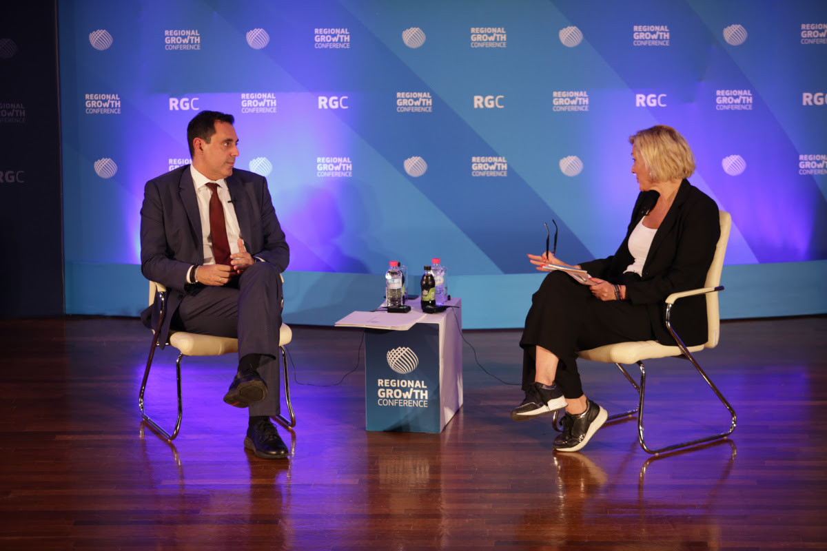 Σμυρλής: Μεγάλη αύξηση εξαγωγών, στόχος το Εθνικό Μητρώο Εξαγωγέων
