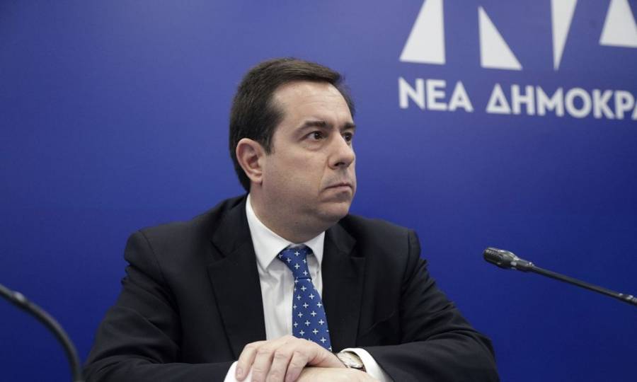 Η ατζέντα των συναντήσεων Μηταράκη σε Λέσβο και Χίο