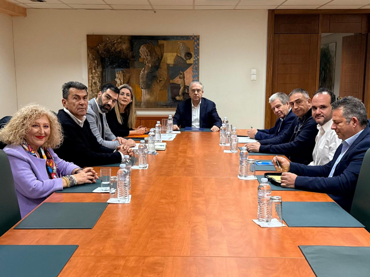 Θεοδωρικάκος: Μέχρι 30 Ιουνίου το πλαφόν στα καύσιμα – Αναγκαίο μέτρο για προστασία από την αισχροκέρδεια