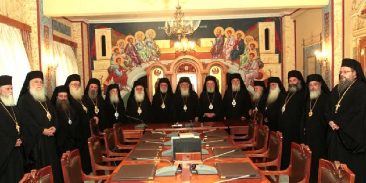 Διαρκής Ιερά Σύνοδος: Ζητά να ανοίξουν τα Χριστούγεννα οι εκκλησίες