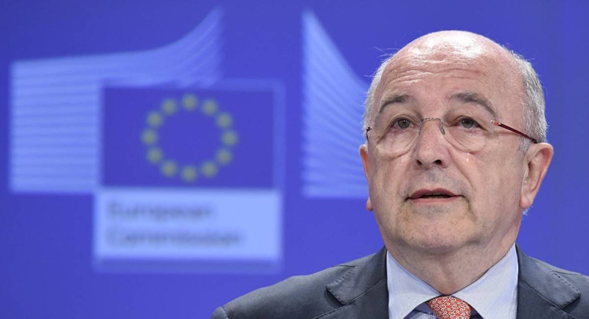 O Χ.Αλμούνια ανεξάρτητος εκτιμητής της χρηματοοικονομικής βοήθειας στην Ελλάδα