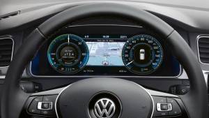 Ένα Volkswagen e-Golf στη ΔΕΘ-Helexpo - Πανελλήνια πρεμιέρα του ID.3 στην 85η ΔΕΘ