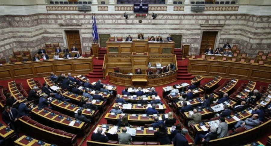 Κατατέθηκε το πρώτο οικονομικό νομοσχέδιο-Τι προβλέπει για Δημόσιο, νοικοκυριά, ΕΝΦΙΑ