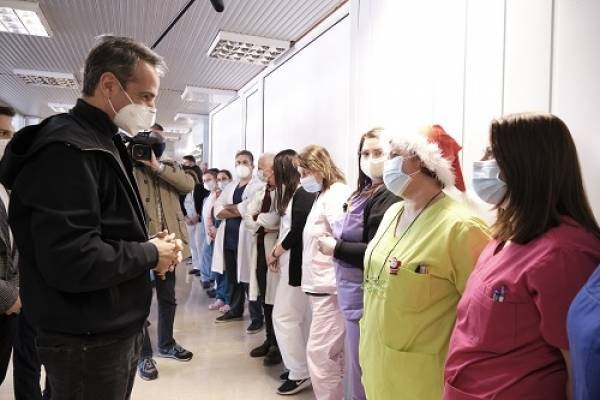 Έκκληση Μητσοτάκη: Να τηρήσουμε στο ακέραιο τις επιταγές της Πολιτείας