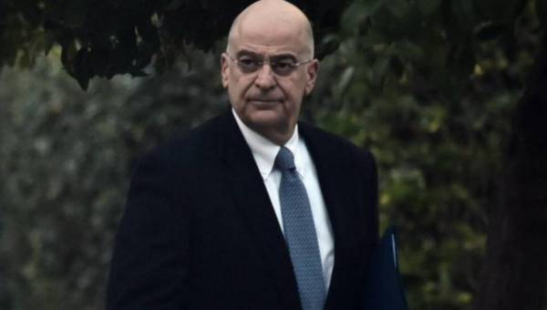 Συνάντηση Δένδια με τον Γενικό Πρόξενο της Μαριούπολης την Τρίτη