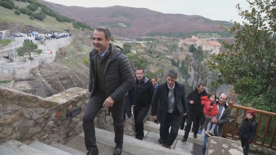 «Χλωμό» το Μέτσοβο για τις χριστουγεννιάτικες διακοπές και αποφάσεις του Πρωθυπουργού