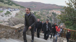 «Χλωμό» το Μέτσοβο για τις χριστουγεννιάτικες διακοπές και αποφάσεις του Πρωθυπουργού