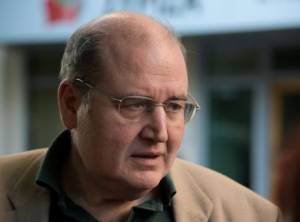 Φίλης:Να κάνουν τα «χαμένα» εμβόλια ευπαθείς ομάδες και όχι ένστολοι