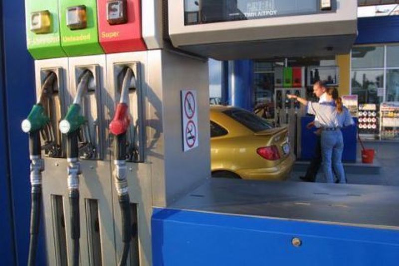 Έσπασε το φράγμα των 2 ευρώ η τιμή της βενζίνης!