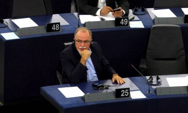 Ευρωκοινοβούλιο: «Χτύπησε» πάλι ο «κουβαρντάς» Παπαδημούλης!