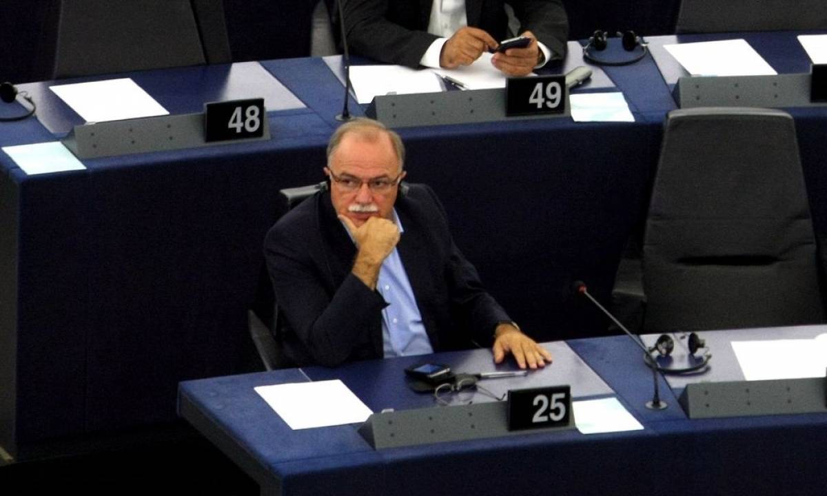 Ευρωκοινοβούλιο: «Χτύπησε» πάλι ο «κουβαρντάς» Παπαδημούλης!