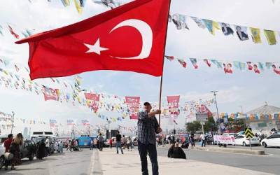 Εκλεισαν οι κάλπες στην Τουρκία- Πληροφορίες για πυροβολισμούς