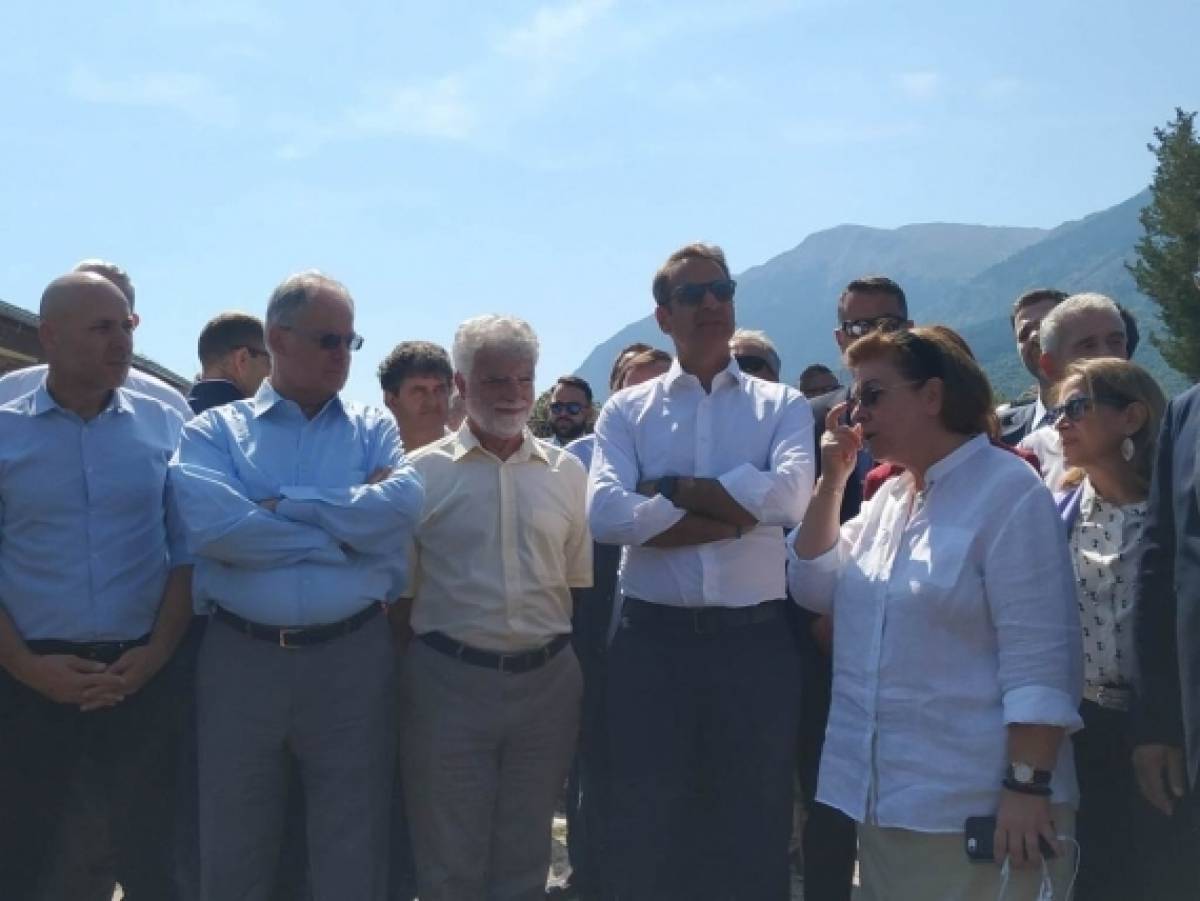 Επίσκεψη Μητσοτάκη στο αρχαίο θέατρο Δωδώνης