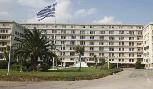 Πενήντα ημέρες φυλάκισης στους στρατιώτες που σχημάτιζαν τον αλβανικό αετό