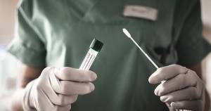 ΑΑΔΕ για PCR-rapid test: Με μηδενικό ΦΠΑ η πληρωμή