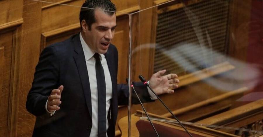 Δεν βοηθούν και πολύ Κυρανάκης και Πλεύρης…