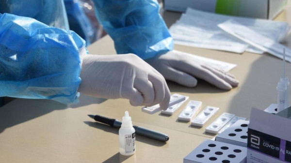 Δωρεάν rapid test την Πέμπτη σε 185 σημεία