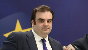 Πιερρακάκης για επιστροφή Χρηματιστηρίου στις ανεπτυγμένες αγορές: Η αξιοπιστία αποτελεί κεφάλαιο για το επόμενο μεγάλο βήμα