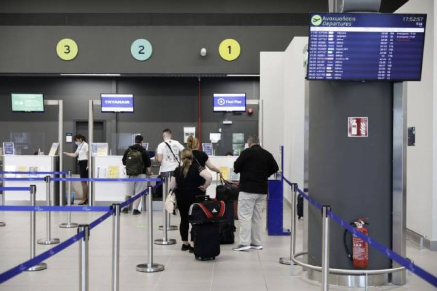 Σε ισχύ τα περιοριστικά μέτρα στα ταξίδια-Απαραίτητο PCR ή rapid