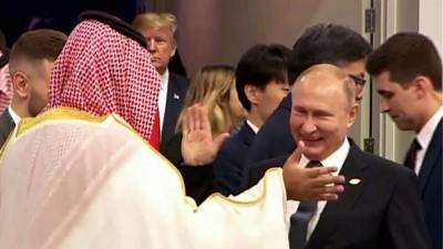 G20: To «high five» του Πούτιν με τον πρίγκιπα Σαλμάν