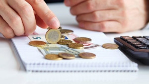 Δημόσιο: Πώς θα αξιοποιεί τις δεσμεύσεις εσόδων από παράνομες δραστηριότητες