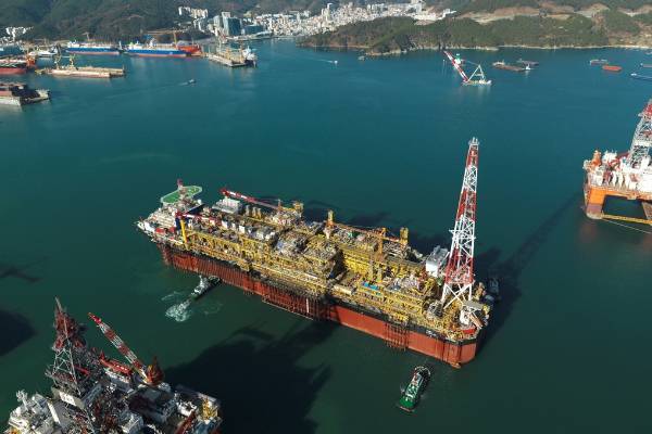 Η Petrobras δίνει $2,3 δισ. για νέα μονάδα αποθήκευσης-εκφόρτωσης (FPSO)
