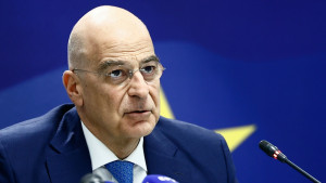 Δένδιας: Παγίδα η «γαλάζια πατρίδα» – Δεν βοηθά στον διάλογο με την Τουρκία