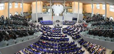 «Ξεπάγωσε» η Bundestag τη δόση 15 δισ. για την Ελλάδα