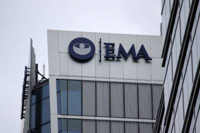 EMA: Έγκριση και για άλλες ευρωπαϊκές εγκαταστάσεις για παραγωγή εμβολίων