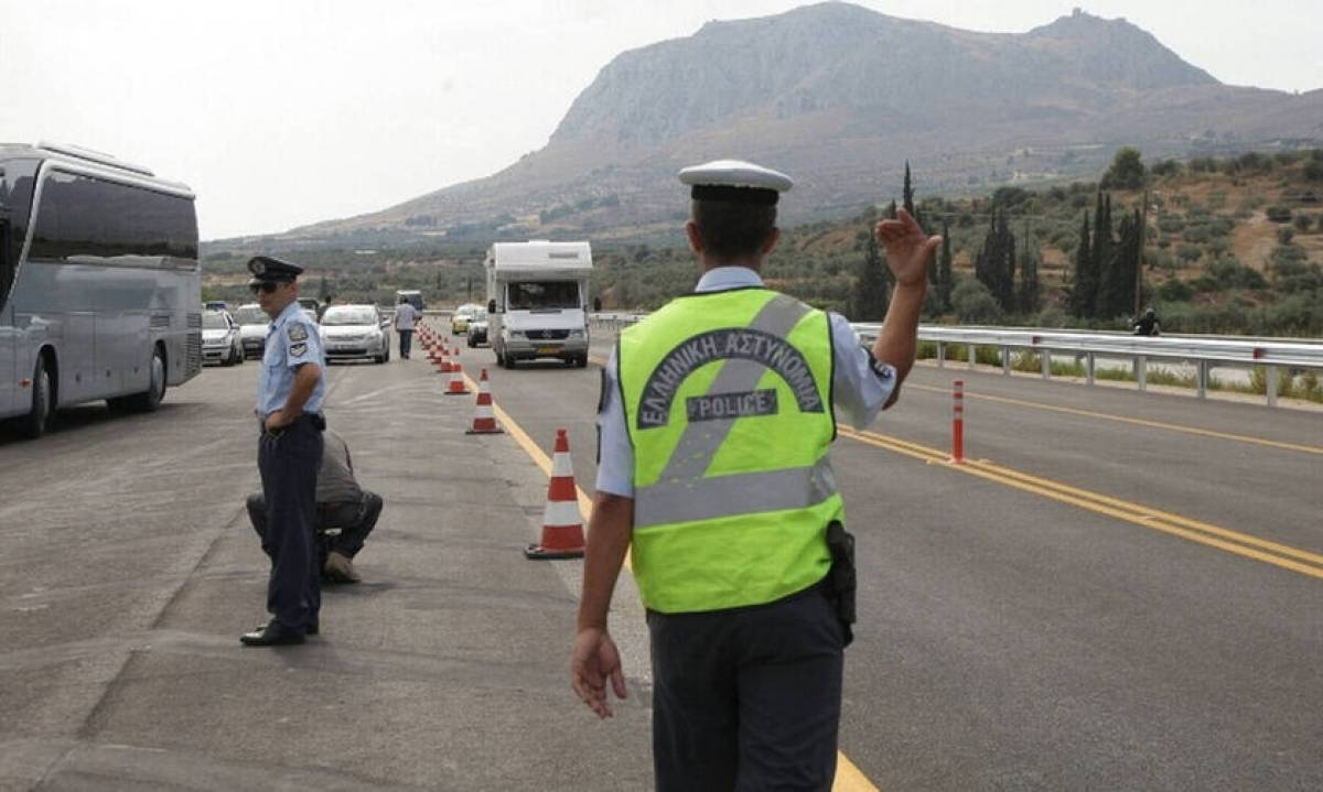 Τροχαία: 296 οδηγοί υπό την επήρεια αλκοόλ το τελευταίο τριήμερο