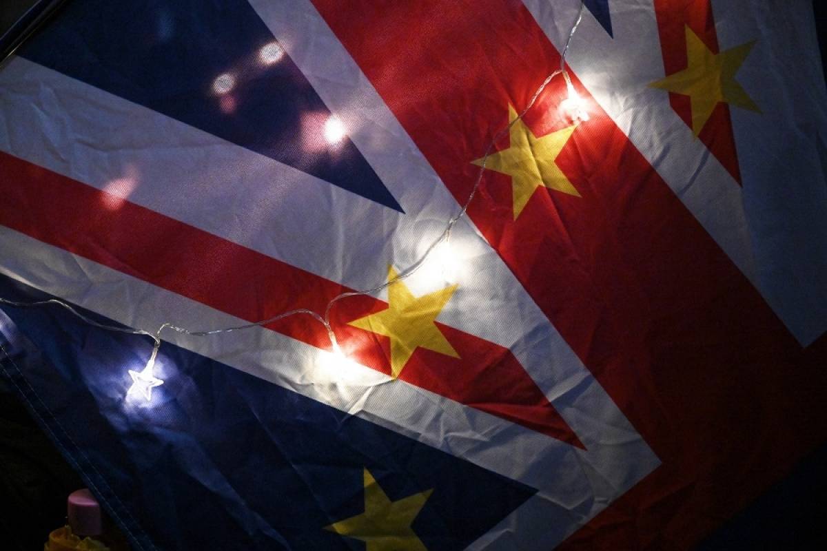 Brexit: «Πράσινο φως» σε επίπεδο πρεσβευτών για την έναρξη διαπραγματεύσεων
