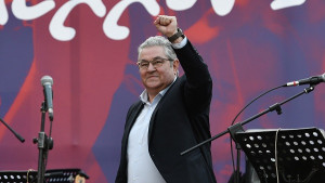 Κουτσούμπας: Επαναφορά εθνικής συλλογικής σύμβασης και τριετιών, με κατώτατο €850