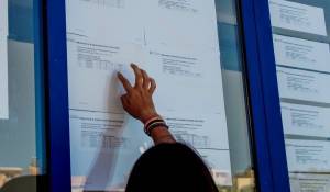 Πανελλαδικές 2021: Τέλος η αγωνία για χιλιάδες υποψηφίους-Ανακοινώθηκαν οι βάσεις