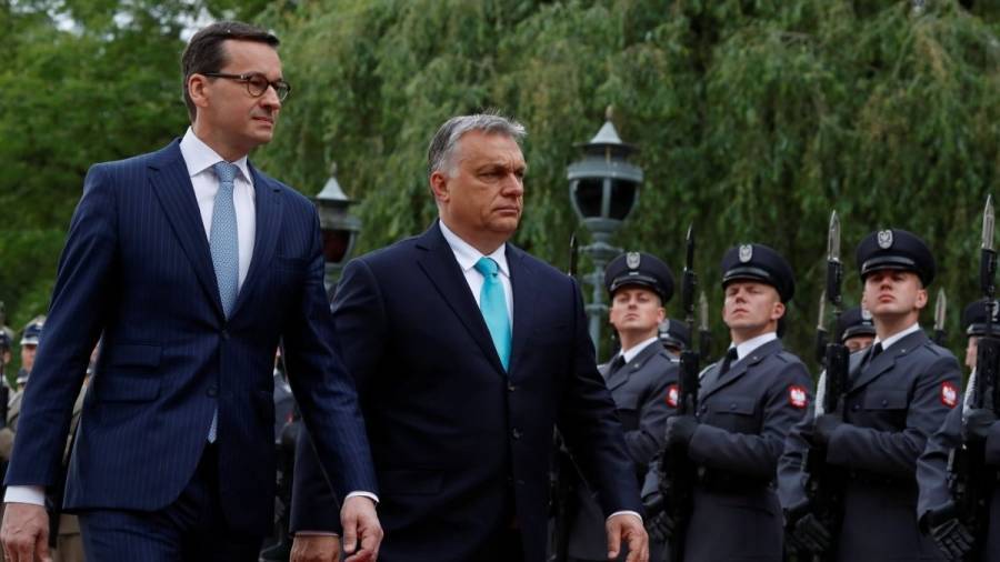 Κοινό ανακοινωθέν Ουγγαρίας-Πολωνίας για το Ταμείο Ανάκαμψης «εξοργίζει» την ΕΕ
