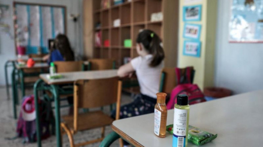 Με... ατομική ευθύνη η επιστροφή στα θρανία