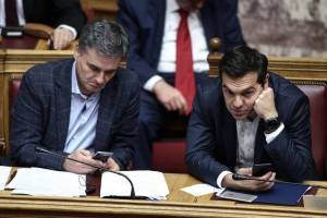 Τι να λέει η Μπέτυ Μπαζιάνα για το «ραντεβού» του συντρόφου της με την Σκάρλετ;