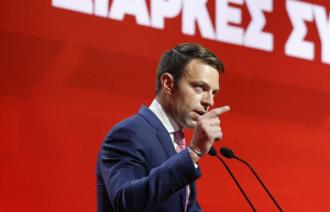 Κασσελάκης: Η ΝΔ συνεχίζει να τιμωρεί τις επαγγελματικές ομάδες